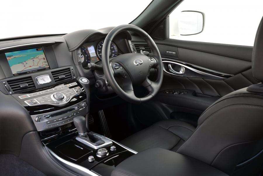  Infiniti M37 S 2011 года  (фото 2 из 33)
